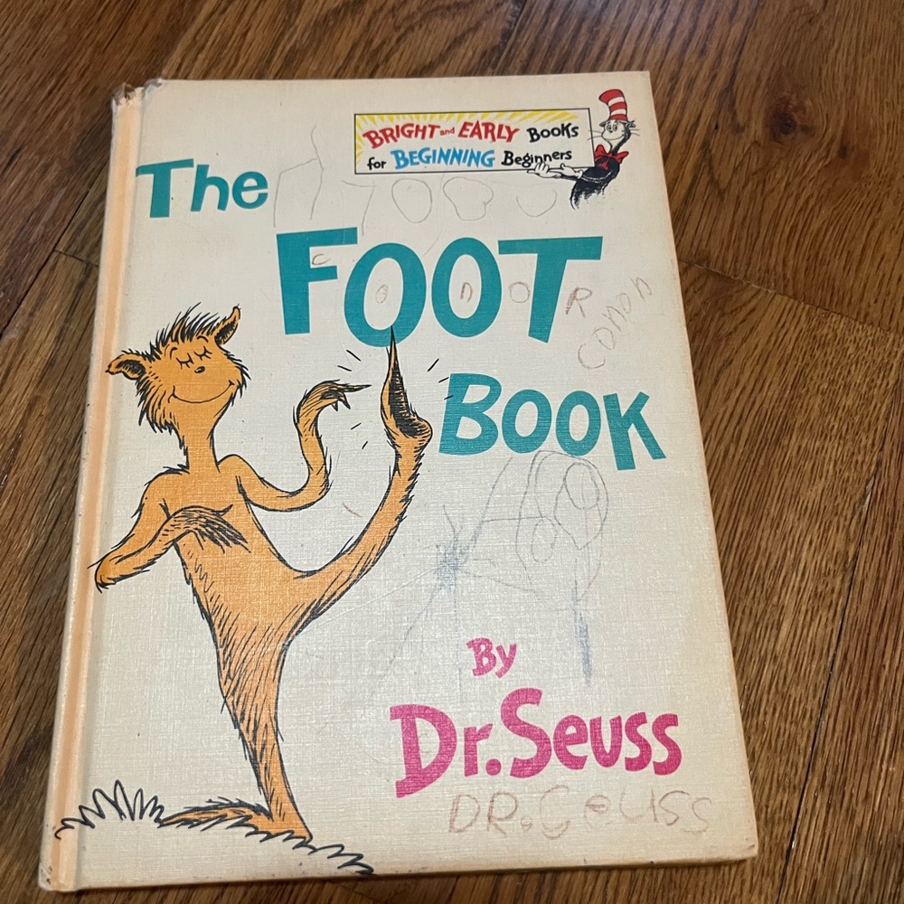 Vintage Dr. Seuss book club edition 1968 The Foot Book Children RARE Copy